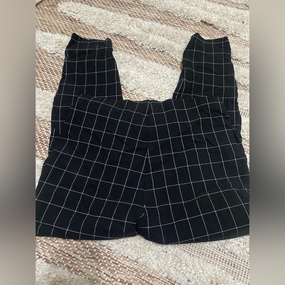 Black and White Lined Dress Capri Pants